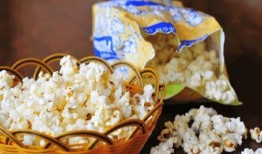 看戏吃瓜爆米花图片大全,看戏吃瓜，共享欢乐时光