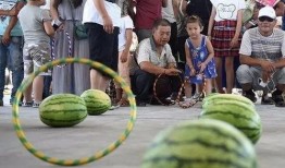 旅购吃瓜,畅游世界，品味人间烟火