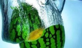 井底吃瓜的图片,揭秘网络热图的趣味与思考