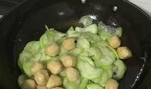 吃蒲瓜黑便,揭秘饮食与健康的关系