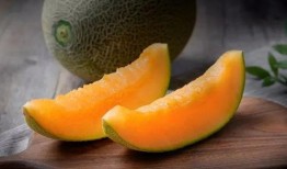 哈密瓜吃的是果皮吗,果皮还是果肉，谁才是真正的美味？