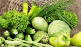 菠菜和蜜瓜能一起吃吗