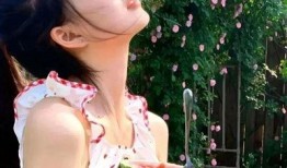 吃瓜女孩的头像,揭秘吃瓜女孩的潮流头像魅力