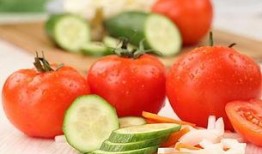 大瓜吃番茄,一场美食与文化的碰撞之旅