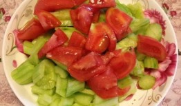 喝酒吃红瓜,畅饮佳酿，品味红瓜佳肴