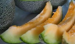 送上学吃的瓜,送上学路上的甜蜜瓜果时光