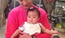 抱小孩吃瓜,抱娃赏瓜，共享夏日清凉